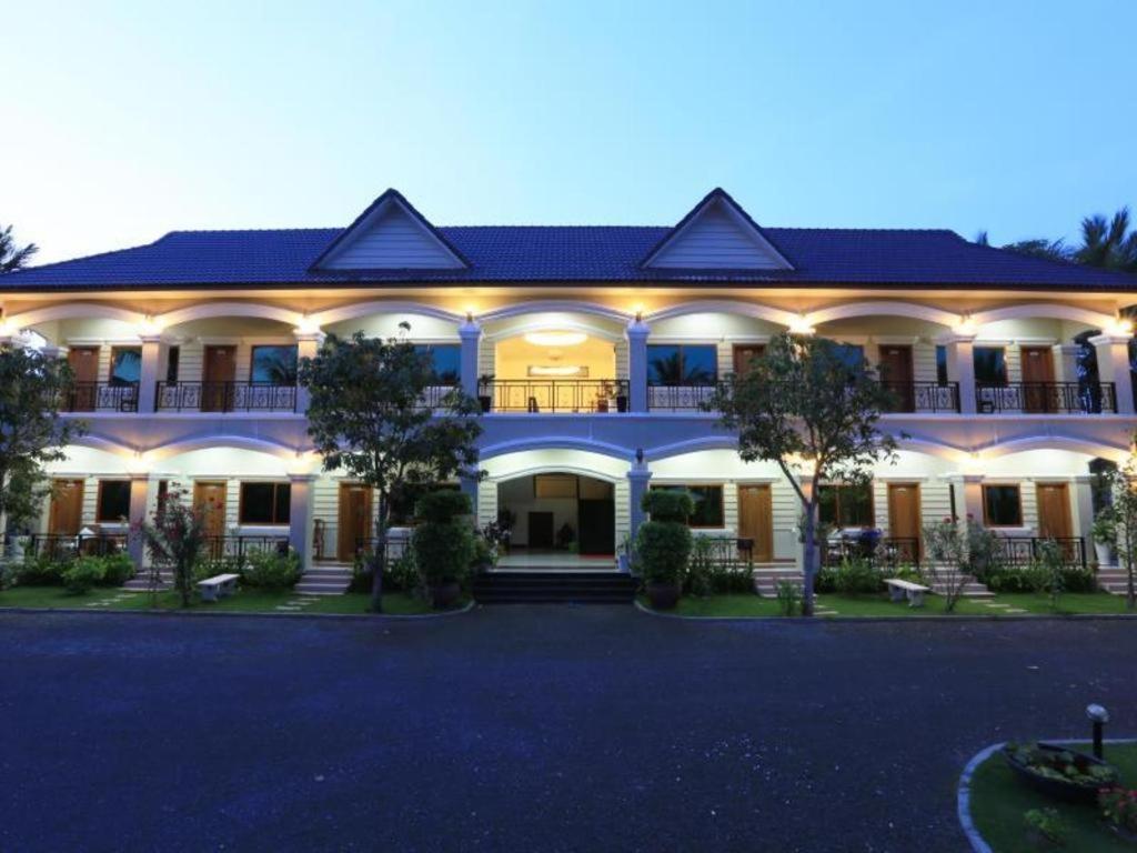 Alice Villa Hotel Takeo Exterior foto