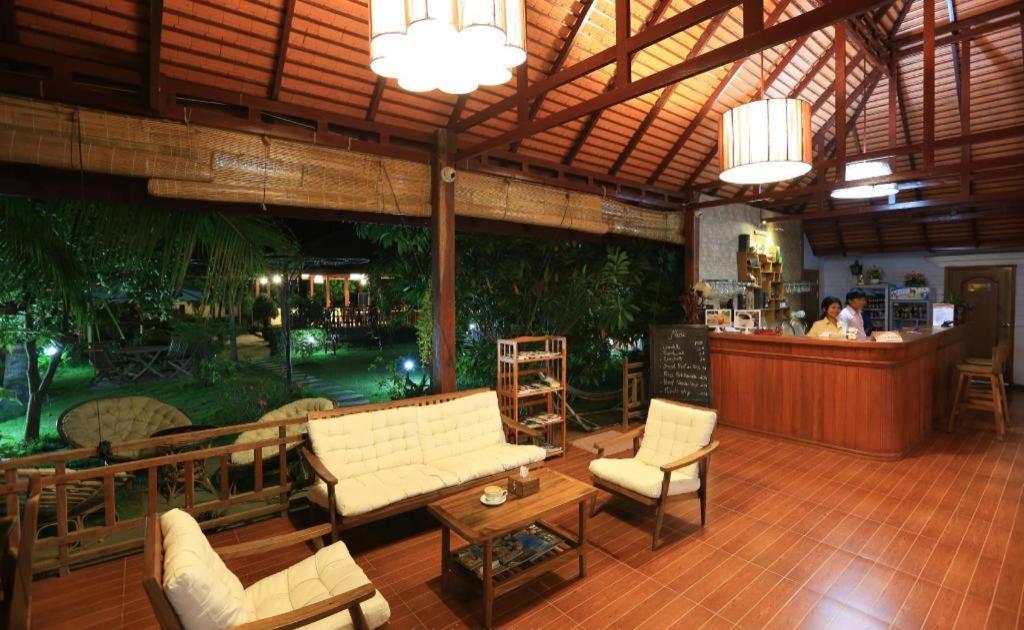 Alice Villa Hotel Takeo Exterior foto